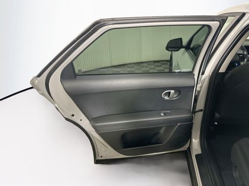 Used 2024 Hyundai Ioniq 5 SE RWD image 26