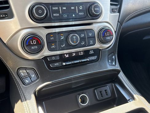 Used 2019 GMC Yukon XL Denali w/ Open Road Package AWD/4WD image 28