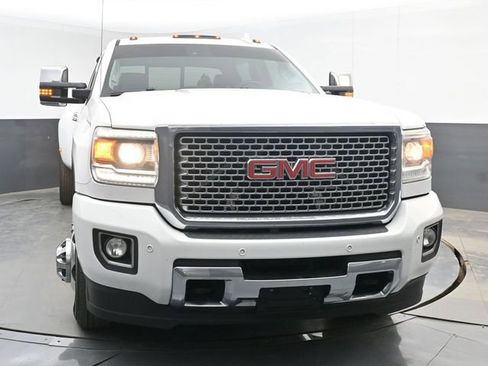 Used 2015 GMC Sierra 3500 Denali w/ Duramax Plus Package AWD/4WD image 3