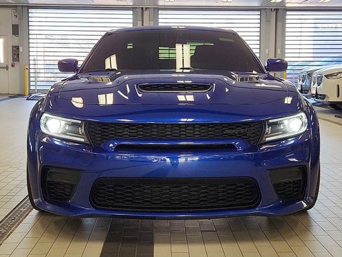 Used 2022 Dodge Charger SRT Hellcat w/ Harman/Kardon Audio Group image 2