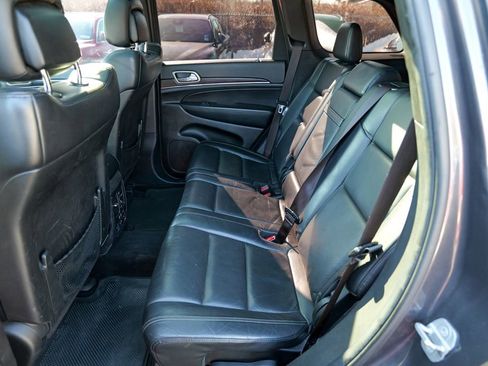 Used 2014 Jeep Grand Cherokee Limited w/ Luxury Group II image 26