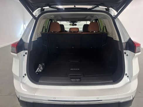 New 2026 Nissan Rogue Platinum AWD/4WD image 8