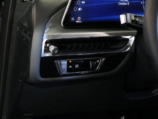 Used 2024 Cadillac Lyriq Luxury AWD/4WD image 26