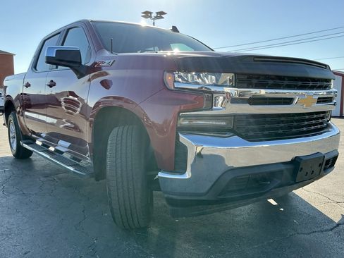 Used 2020 Chevrolet Silverado 1500 LT w/ All-Star Edition image 2