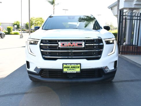 Used 2025 GMC Acadia Elevation FWD image 3