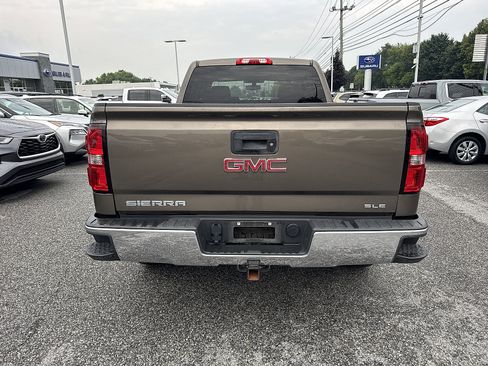 Used 2015 GMC Sierra 1500 SLE w/ SLE Value Package AWD/4WD image 4
