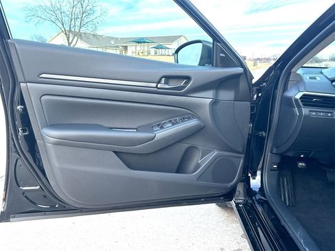 New 2025 Nissan Altima 2.5 S image 34