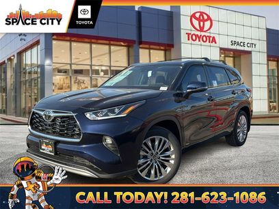 New 2025 Toyota Highlander Platinum
