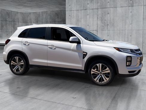 Used 2024 Mitsubishi Outlander Sport ES AWD/4WD image 5