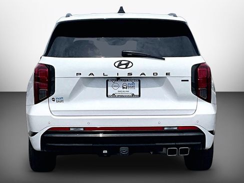 Used 2025 Hyundai Palisade Calligraphy AWD/4WD image 3