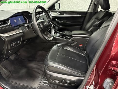 Used 2021 Jeep Grand Cherokee L Limited image 3