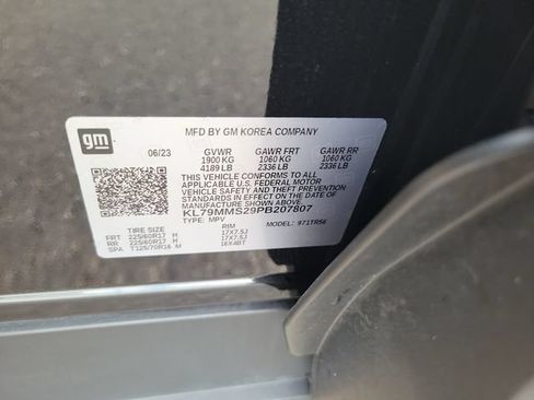 Used 2023 Chevrolet TrailBlazer LS FWD image 30