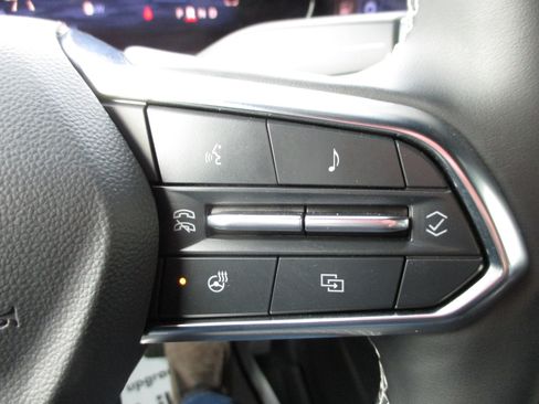 Used 2024 Chevrolet Blazer EV LT image 22