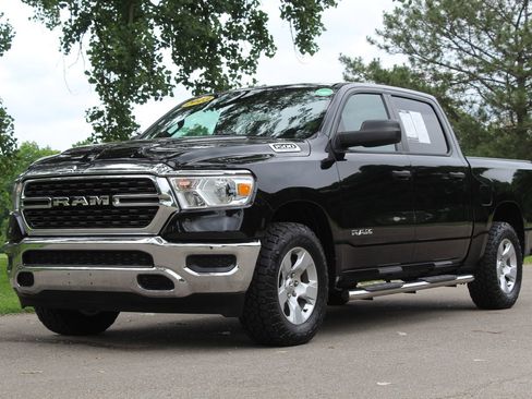 Used 2023 RAM 1500 Big Horn AWD/4WD image 4