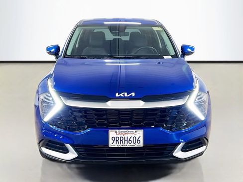 Certified 2025 Kia Sportage EX image 2