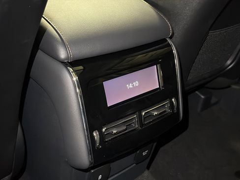 New 2027 Lincoln Aviator AWD image 24