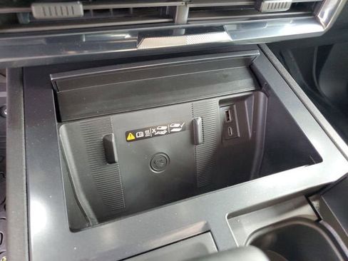 New 2026 GMC Hummer EV 4x4 Crew Cab image 25