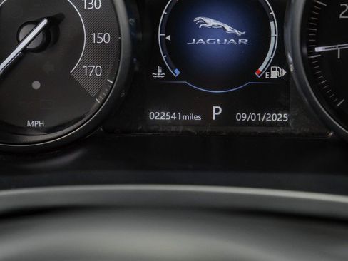 Used 2018 Jaguar E-PACE S image 19