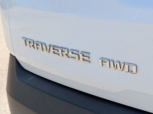Used 2019 Chevrolet Traverse LT AWD/4WD image 11