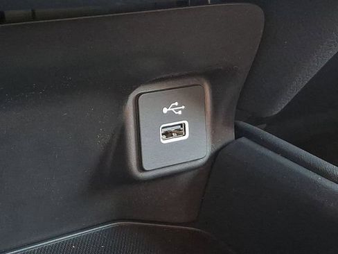 Certified 2025 Honda HR-V Sport image 23