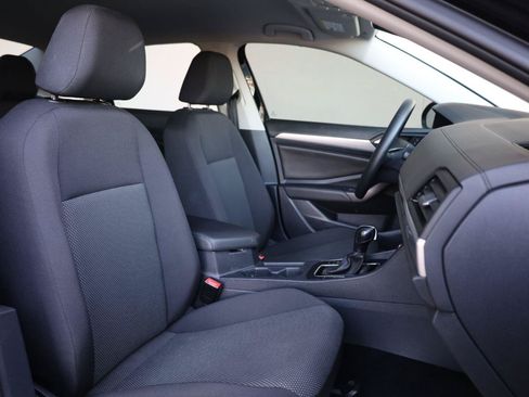 Used 2019 Volkswagen Jetta R-Line FWD image 27