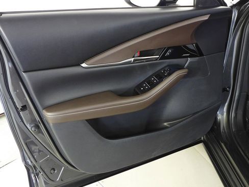 Used 2022 MAZDA CX-30 2.5 Turbo w/ Premium Package image 11