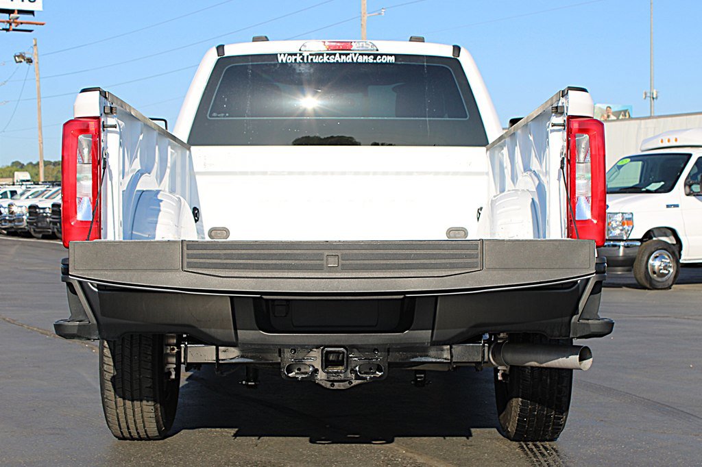 Used 2024 Ford F250 XL RWD image 9