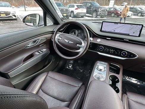 Used 2022 Genesis GV70 2.5T w/ Advanced Package image 27