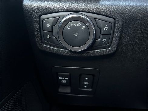 Used 2020 Ford F150 XLT w/ Equipment Group 302A Luxury image 28