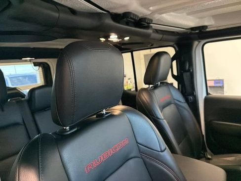 Used 2021 Jeep Wrangler Unlimited Rubicon AWD/4WD image 41