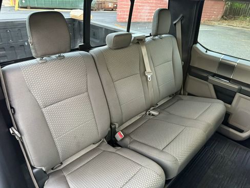 Used 2016 Ford F150 XLT w/ Equipment Group 302A Luxury image 17