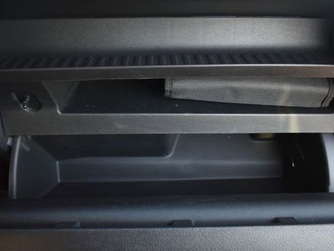 Used 2016 Ford F150 XLT w/ Equipment Group 302A Luxury AWD/4WD image 47