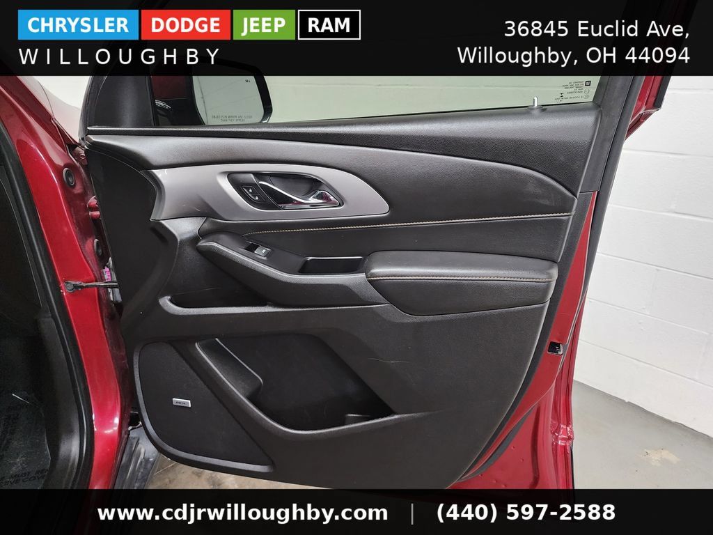 Used 2019 Chevrolet Traverse RS w/ LPO, Floor Liner Package AWD/4WD image 38