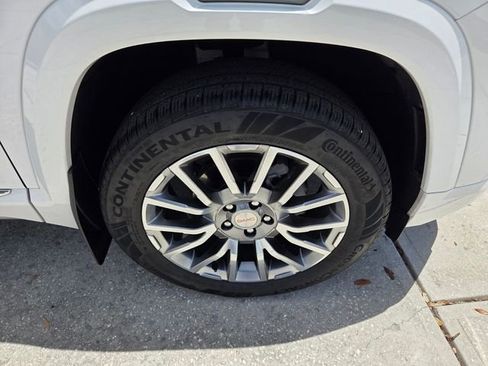 Used 2026 GMC Terrain Denali AWD/4WD image 17