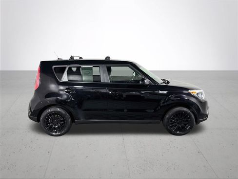 Used 2016 Kia Soul FWD image 5