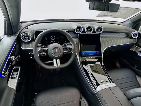 New 2026 Mercedes-Benz GLC 300 image 25