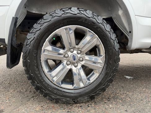 Used 2018 Ford F150 Lariat w/ Equipment Group 502A Luxury image 21