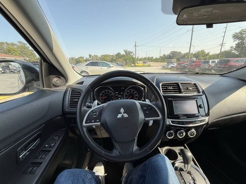 Used 2015 Mitsubishi Outlander Sport SE AWD/4WD image 22