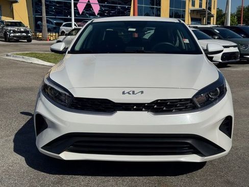 Certified 2023 Kia Forte LXS image 7
