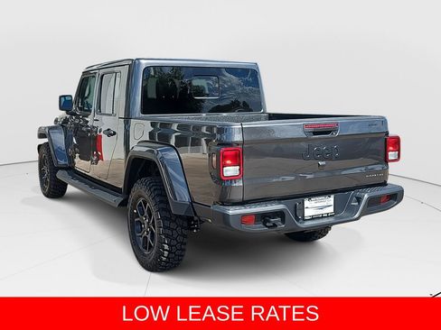 New 2025 Jeep Gladiator Willys image 5