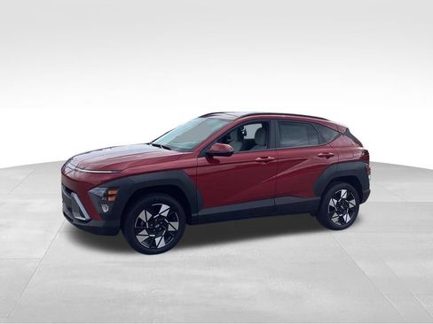 Used 2024 Hyundai Kona SEL AWD/4WD image 3