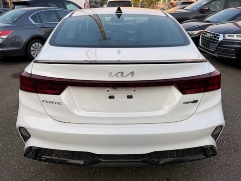 Used 2024 Kia Forte GT-Line w/ GT-Line Premium Package FWD image 6