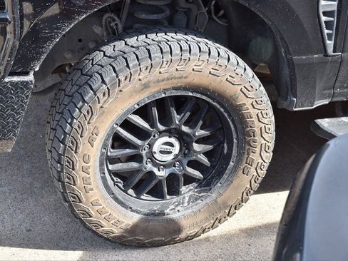 Used 2023 Ford F350 Lariat w/ Lariat Ultimate Package image 9