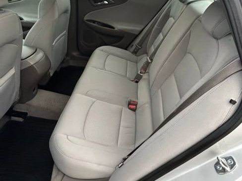Used 2020 Chevrolet Malibu LS image 14