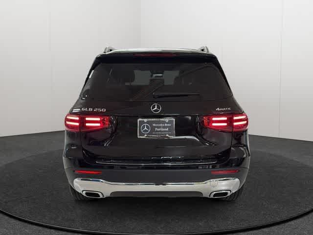 Certified 2026 Mercedes-Benz GLB 250 4MATIC image 5