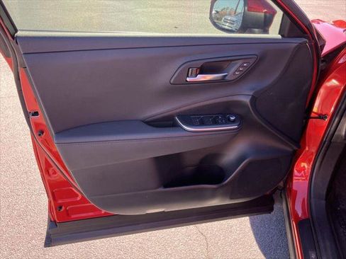 Certified 2023 Toyota Crown image 14