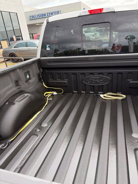 Used 2019 Ford F150 XLT w/ Equipment Group 302A Luxury AWD/4WD image 12