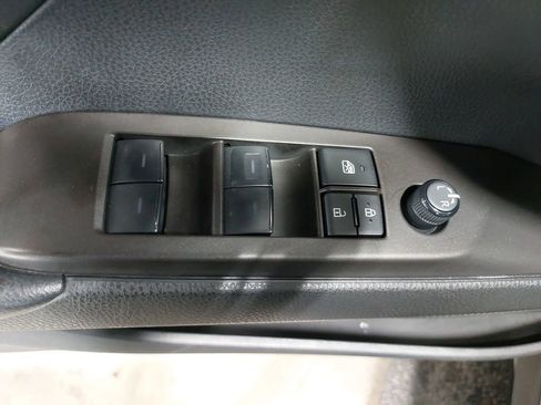 Used 2023 Toyota Camry LE image 27