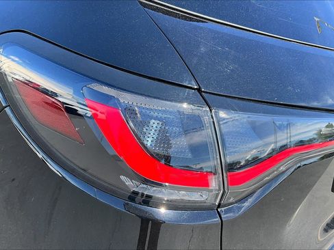 Used 2024 Honda HR-V EX-L image 28