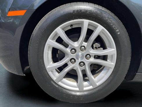 Used 2013 Chevrolet Camaro LT image 15